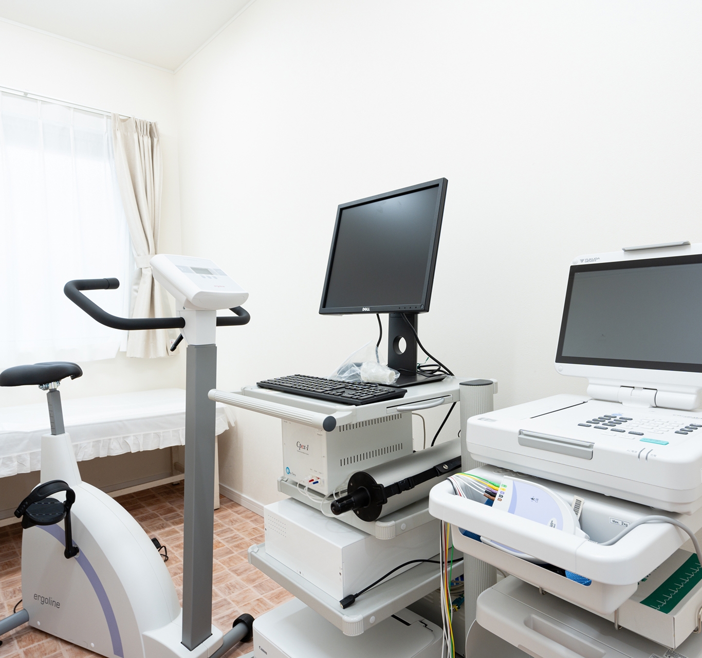 特に循環器(心臓)分野で高度な医療をご提供しています